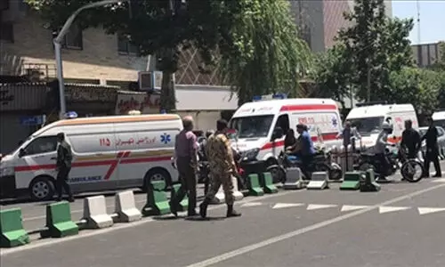 ഇ​റാ​നി​ൽ പൊ​ലീ​സ് വാ​ഹ​ന​വ്യൂ​ഹ​ത്തി​ന് നേ​രെ ആ​ക്ര​മ​ണം; 10 മ​ര​ണം