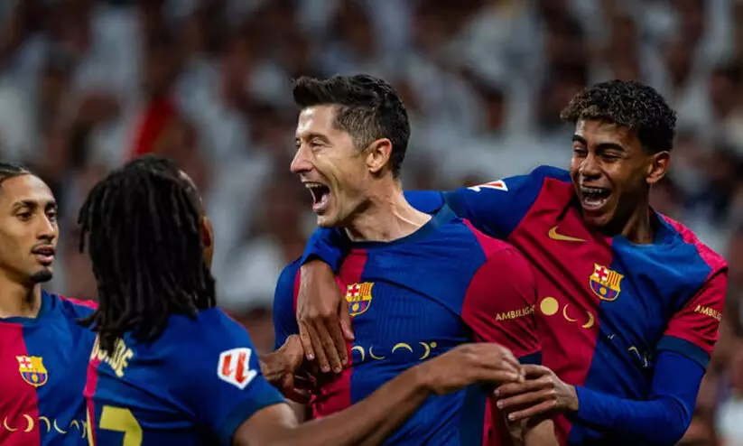 റയലിനെ ഗോൾമഴയിൽ മുക്കി ബാഴ്സ; എതിരില്ലാത്ത നാല് ഗോളിന്റെ തകർപ്പൻ ജയം