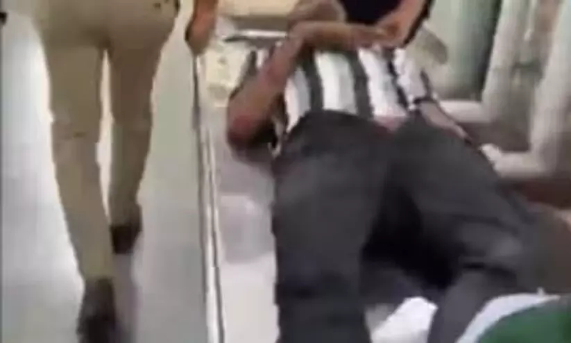 ബാന്ദ്ര റെയിൽവേ സ്റ്റേഷനിൽ തിക്കിലും തിരക്കിലും ഒമ്പത് പേർക്ക് പരിക്ക് ബാന്ദ്ര റെയിൽവേ സ്റ്റേഷനിൽ തിക്കിലും തിരക്കിലും ഒമ്പത് പേർക്ക് പരിക്ക്