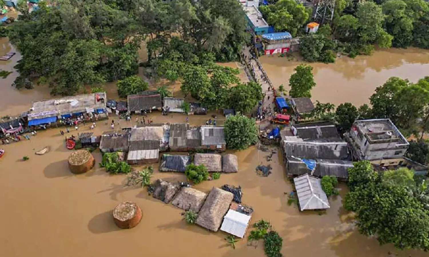 ‘ദാന’ ചുഴലിക്കാറ്റ്; അര ലക്ഷം വീടുകളിൽ വൈദ്യുതി വിതരണം പുനഃസ്ഥാപിക്കാനായില്ല -ഒഡിഷ മുഖ്യമന്ത്രി