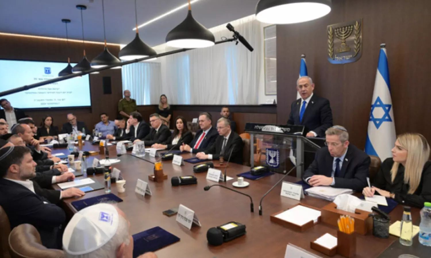 ഇസ്രായേലിന് പേടി; നെതന്യാഹുവിന്റെ ഓഫിസിലോ ഐ.ഡി.എഫ് ആസ്ഥാനത്തോ ഇനി മന്ത്രിസഭ യോഗം ചേരില്ല