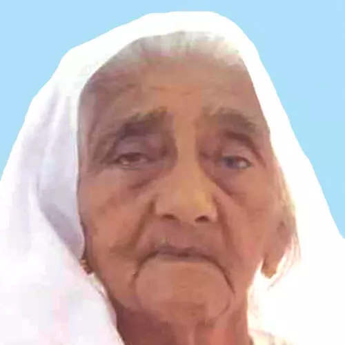 സാ​റ​ക്കു​ട്ടി ഉ​മ്മ