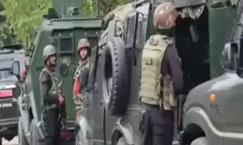 കശ്മീരിൽ സൈനിക വാഹനങ്ങൾക്ക് നേരെ വീണ്ടും വെടിവെപ്പ്; ഒരു ഭീകരനെ സൈന്യം കൊലപ്പെടുത്തി