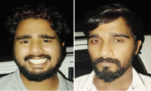 വാഹനപരിശോധന: കഞ്ചാവുമായി യുവാക്കൾ പിടിയിൽ