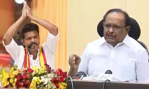 നടൻ വിജയ് ബി.ജെ.പിയുടെ സി ടീമെന്ന് ഡി.എം.കെ; ഗംഭീര തുടക്കമെന്ന് ബി.ജെ.പി സഖ്യകക്ഷികൾ നടൻ വിജയ് ബി.ജെ.പിയുടെ സി ടീമെന്ന് ഡി.എം.കെ; ഗംഭീര തുടക്കമെന്ന് ബി.ജെ.പി സഖ്യകക്ഷികൾ