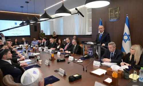 ഇസ്രായേലിന് പേടി; നെതന്യാഹുവിന്റെ ഓഫിസിലോ ഐ.ഡി.എഫ് ആസ്ഥാനത്തോ ഇനി മന്ത്രിസഭ യോഗം ചേരില്ല