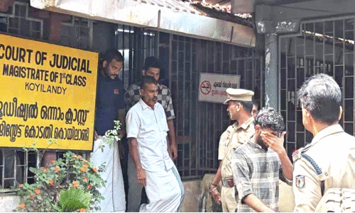 വ്യാ​ജ ക​വ​ര്‍ച്ച​ക്കേ​സ്; പ്ര​തി​ക​ളെ ക​സ്റ്റ​ഡി​യി​ൽ വാ​ങ്ങി