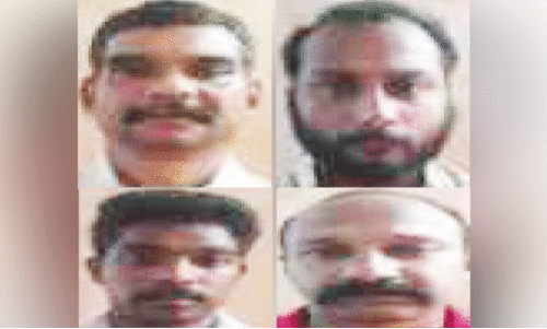 യുവാവിനെ കൊലപ്പെടുത്താൻ ശ്രമിച്ച സംഭവത്തിൽ നാലുപേർ പിടിയിൽ