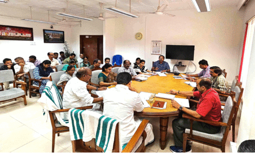 പൈപ്പിടാൻ പൊളിച്ച റോഡുകൾ നന്നാക്കിയില്ല ഇനിയും റോഡ് പൊളിച്ചാൽ നേരിടും -മുകുന്ദൻ എം.എൽ.എ