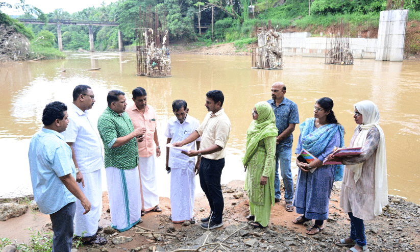 കടലുണ്ടിപ്പുഴയിൽ ജലനിരപ്പ് താഴുന്നു; നാമ്പ്രാണി തടയണ നിർമാണം 15ന്​ പുനഃരാരംഭിക്കും