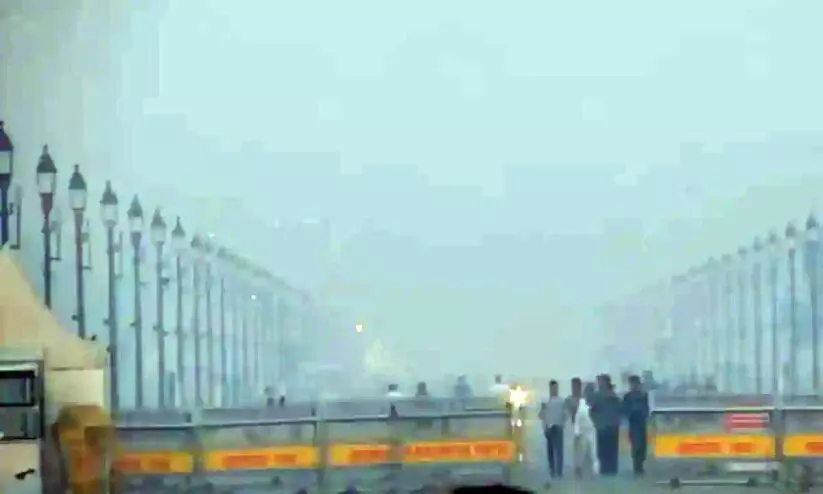 നിരോധനം വകവെക്കാതെ പടക്കം പൊട്ടിച്ചു; ഡൽഹിയിൽ വായുമലിനീകരണം രൂക്ഷം