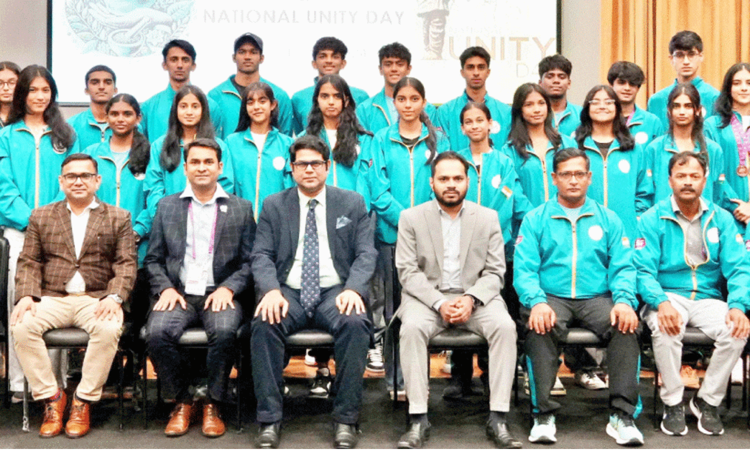 കാ​യി​ക​താ​ര​ങ്ങ​ൾ