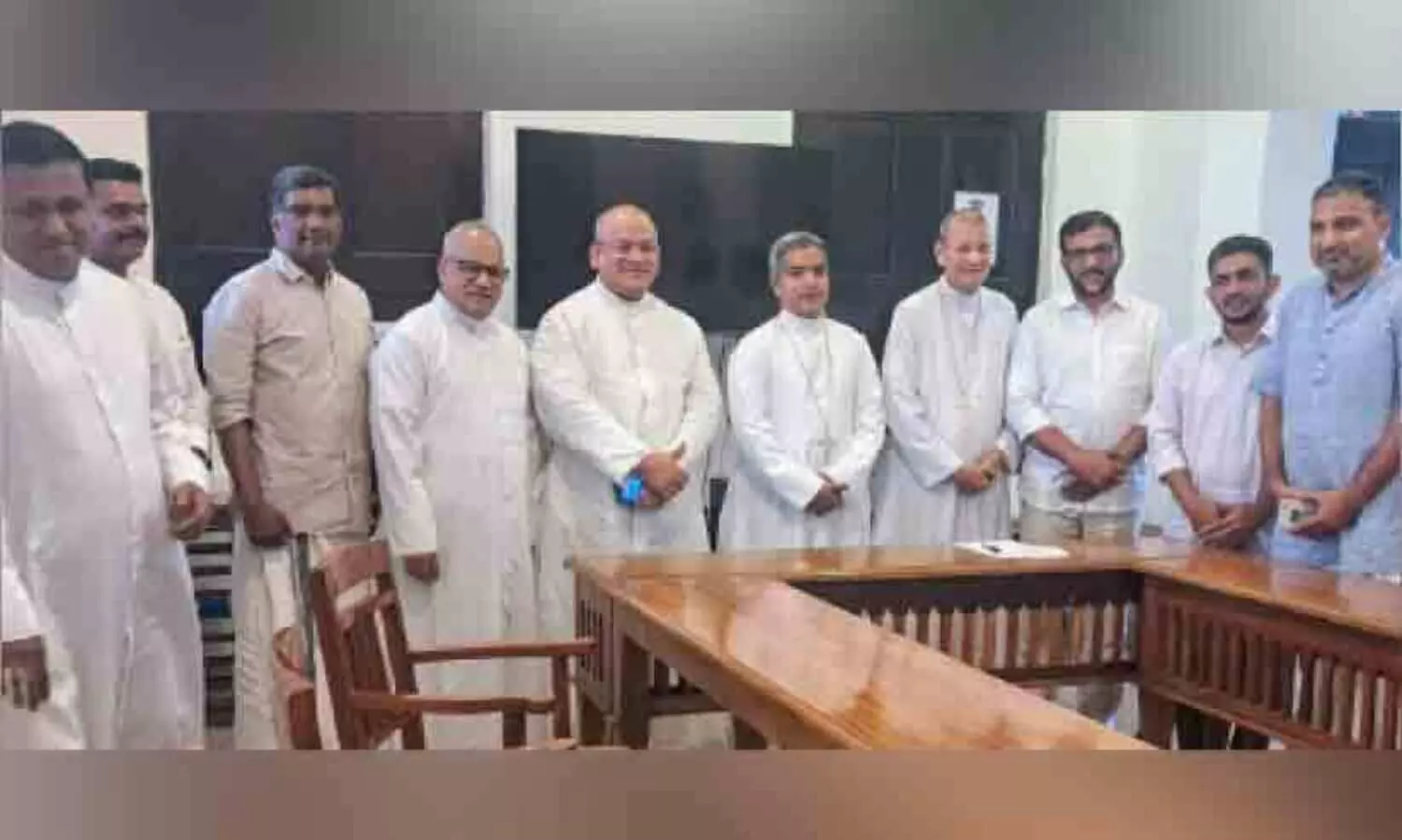 ജമാഅത്തെ ഇസ്‌ലാമി അമീർ വരാപ്പുഴ അതിരൂപത ആർച് ബിഷപ്പിനെ സന്ദർശിച്ചു