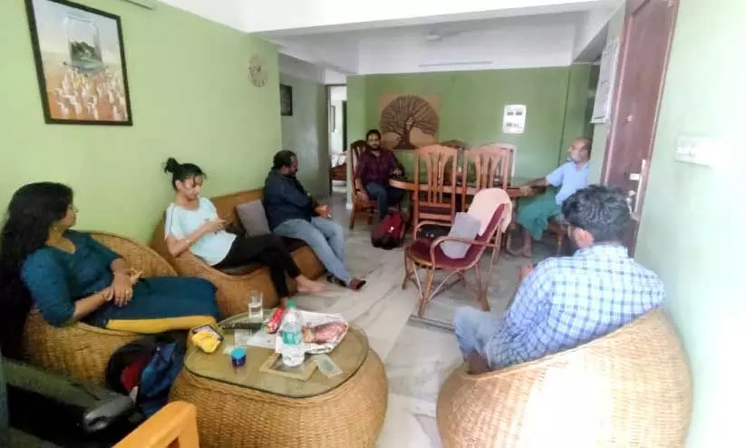 ‘മായുന്നു, മാറിവരയുന്നു, നിശ്വാസങ്ങളിൽ’ –ഒരു രംഗം