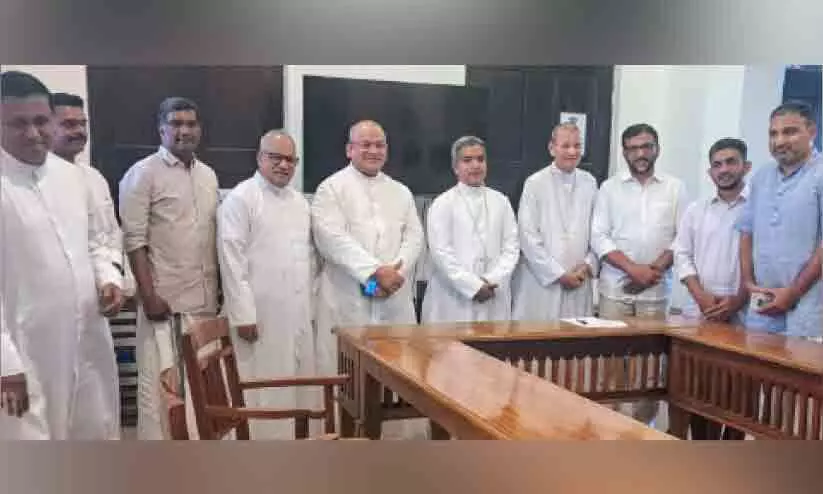 ജമാഅത്തെ ഇസ്‌ലാമി അമീർ വരാപ്പുഴ അതിരൂപത ആർച് ബിഷപ്പിനെ സന്ദർശിച്ചു