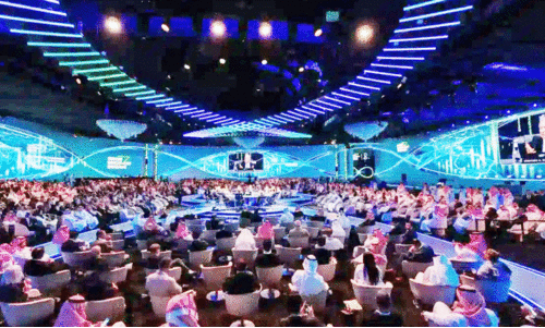 ഫ്യൂ​ച്ച​ർ ഇ​ൻ​വെ​സ്​​റ്റ്​​മെ​ന്‍റ്​ ഇ​നി​ഷ‍്യ​റ്റിവ് സ​മ്മേ​ള​ന​ത്തി​ൽ​നി​ന്ന്