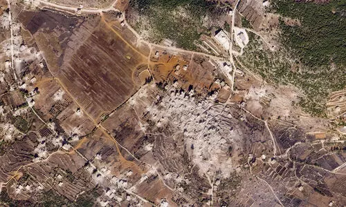 അതിർത്തിയിലെ 11 ഗ്രാമങ്ങൾ ഇസ്രായേൽ ബോംബിട്ട് തകർത്തു; ലബനാനിലും ലക്ഷ്യം ജനവാസമില്ലാത്ത ബഫർ സോൺ