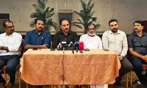 സി.പി.എമ്മിന് കുറുക്കന്‍റെ കണ്ണ്; മുനമ്പം പ്രശ്നം വഷളാക്കുന്നതിലാണ് സർക്കാറിന് താൽപര്യമെന്നും എൻ.കെ. പ്രേമചന്ദ്രൻ എം.പി