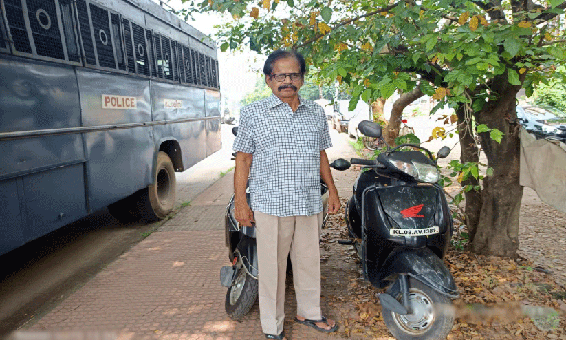 ആ സ്കൂട്ടർ ആരും മോഷ്ടിച്ചതല്ല; പതിനൊന്നാം മാസം ഉടമക്ക്​ തിരിച്ചുകിട്ടി