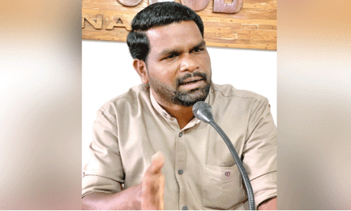 ജാ​തി വി​വേ​ച​നം: ആ​ദി​വാ​സി വി​ഭാ​ഗം നേ​താ​വ് സി.​പി.​എ​ം വി​ട്ടു