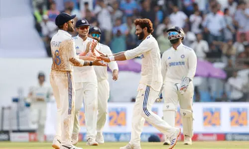 ഇന്ത്യൻ വിജയം 147 റൺസ് അകലെ; ജദേജക്ക് പത്ത് വിക്കറ്റ്; ന്യൂസിലൻഡ് 174 റൺസിന് പുറത്ത്