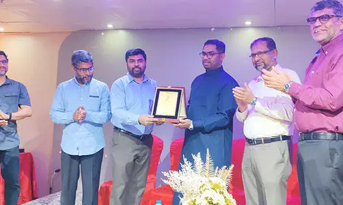 ജിദ്ദ ചേംബർ ഓഫ് കൊമേഴ്‌സ് ബോർഡ് അംഗ്വതം ലഭിച്ച വി.പി അലി മുഹമ്മദലിക്ക് തനിമയുടെ ആദരം