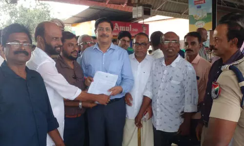 നിർത്തലാക്കിയ പാസ്സഞ്ചർ വണ്ടികൾ പുനസ്ഥാപിക്കണം; മാറ്റ്പ ഭാരവാഹികള്‍ റെയില്‍വേ ജനറല്‍ മാനേജര്‍ക്ക് നിവേദനം നൽകി