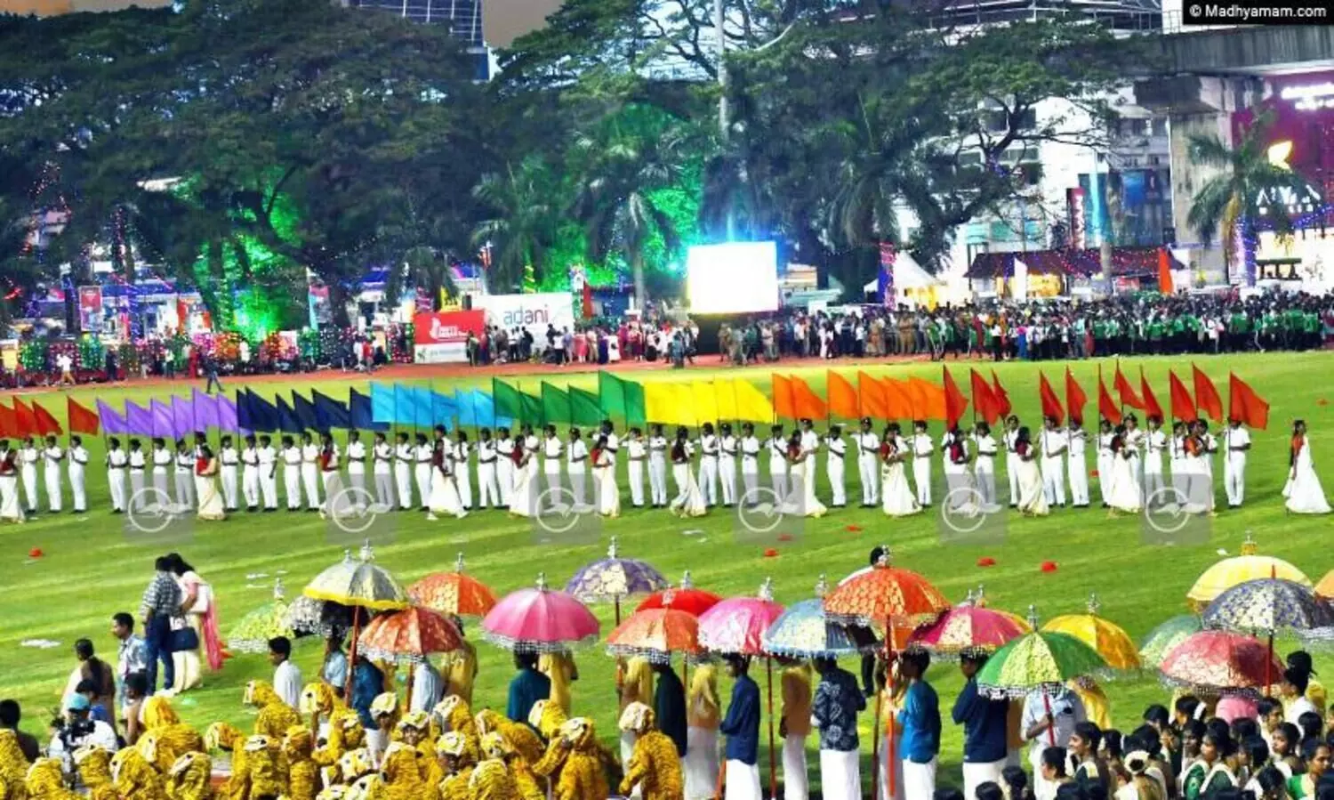 നിറങ്ങളിൽ നിറഞ്ഞ് മഹാരാജാസിന്‍റെ സിന്തറ്റിക് ട്രാക്ക്