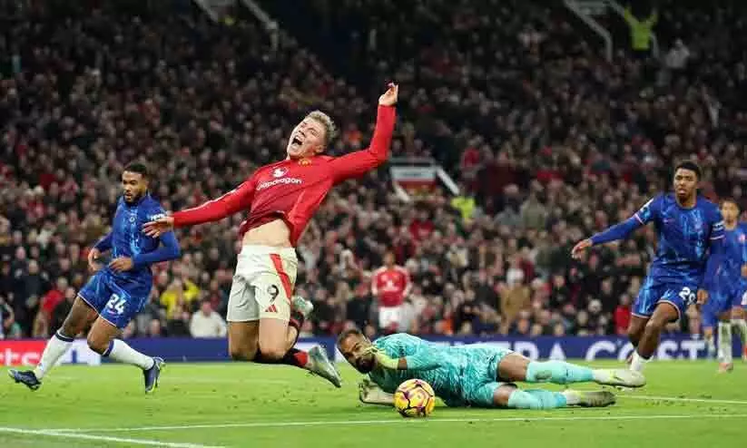 യുനൈറ്റഡിന് ഇതെന്ത് പറ്റി..?; പ്രീമിയർ ലീഗിൽ 40 വർഷത്തിനിടയിലെ ഏറ്റവും മോശം തുടക്കം യുനൈറ്റഡിന് ഇതെന്ത് പറ്റി..?; പ്രീമിയർ ലീഗിൽ 40 വർഷത്തിനിടയിലെ ഏറ്റവും മോശം തുടക്കം