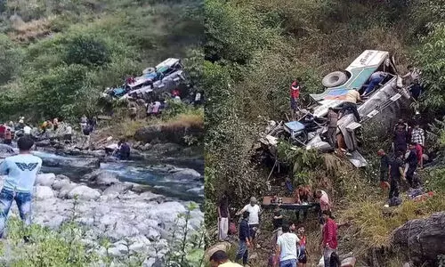 ഉത്തരാഖണ്ഡ് ബസ്സപകടം; മരണം 36 ആയി