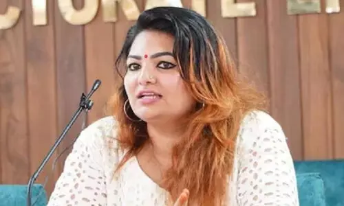 പ്രൊഡ്യൂസേഴ്സ് അസോസിയേഷൻ തന്നെ പുറത്താക്കിയത്​ ഗൂഢാലോചന, കേസുമായി മുന്നോട്ടുപോകും -സാന്ദ്ര തോമസ്