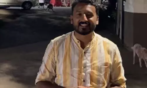 ‘ഞാനുള്ളത് കോഴിക്കോട്, ട്രോളിബാഗില്‍ പണമില്ല, രണ്ടുദിവസത്തെ വസ്ത്രമുണ്ട്’; പുലർച്ചെ രാഹുൽ മാങ്കൂട്ടത്തിലിന്‍റെ ഫേസ്ബുക്ക് ലൈവ്