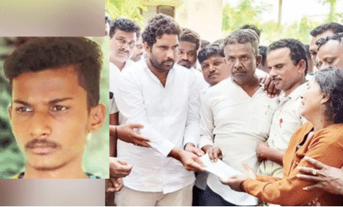 കാ​ട്ടാ​ന​യു​ടെ ആ​ക്ര​മ​ണ​ത്തി​ൽ വ​നം വാ​ച്ച​ർ കൊ​ല്ല​പ്പെ​ട്ടു