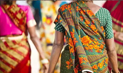 അര മുറുക്കി സാരിയുടുക്കുന്നവർ ശ്രദ്ധിക്കുക;   ‘പെറ്റിക്കോട്ട് കാൻസറി’ന് സാധ്യതയെന്ന് ഡോക്ടർമാർ