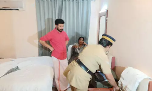 പാതിരാ പരിശോധന: സംഘർഷഭരിതം, ഉദ്വേഗജനകം