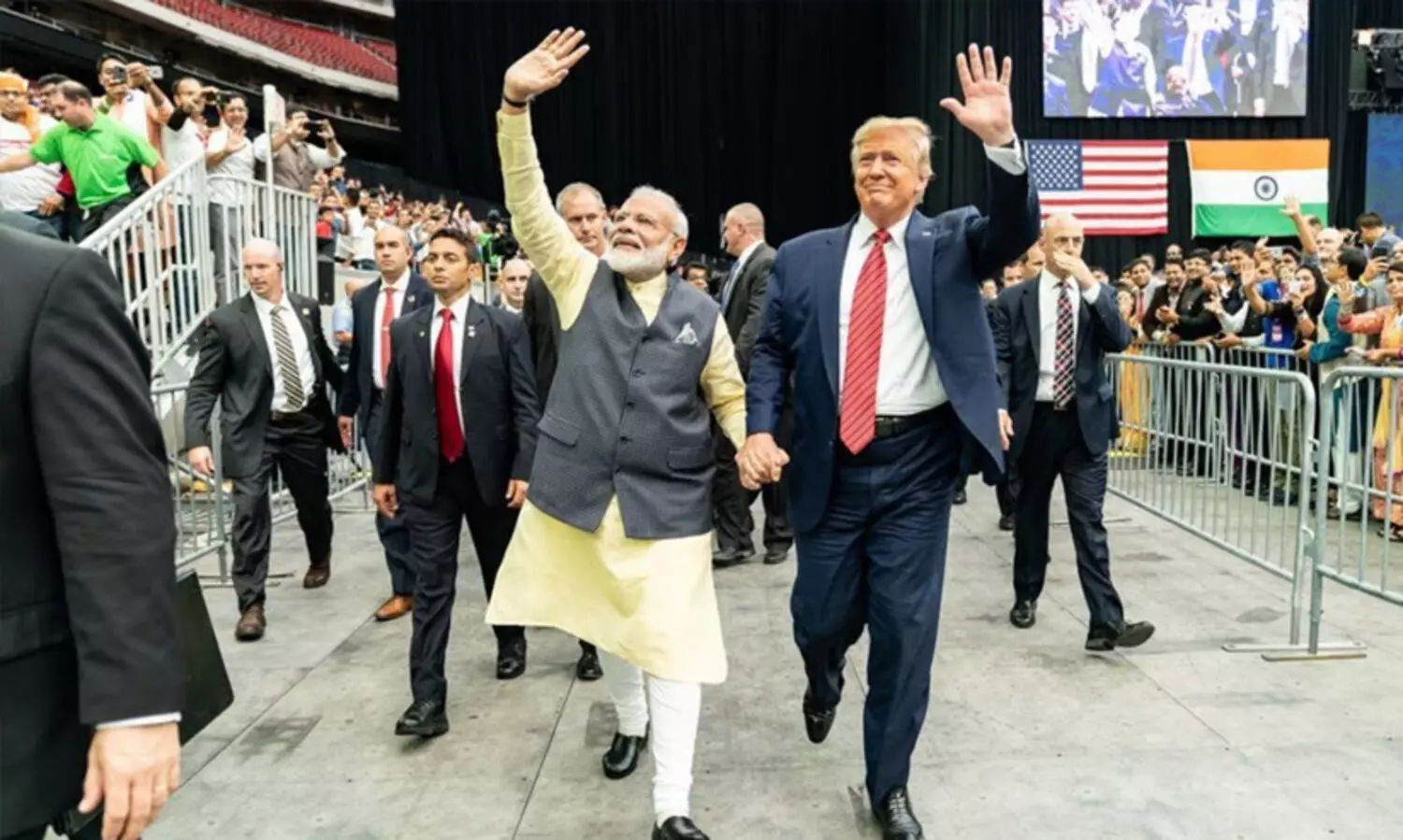 ഫ്രണ്ടുമായി ഫോണിൽ സംസാരിച്ചു; ട്രംപിനെ വിളിച്ചെന്ന് മോദി