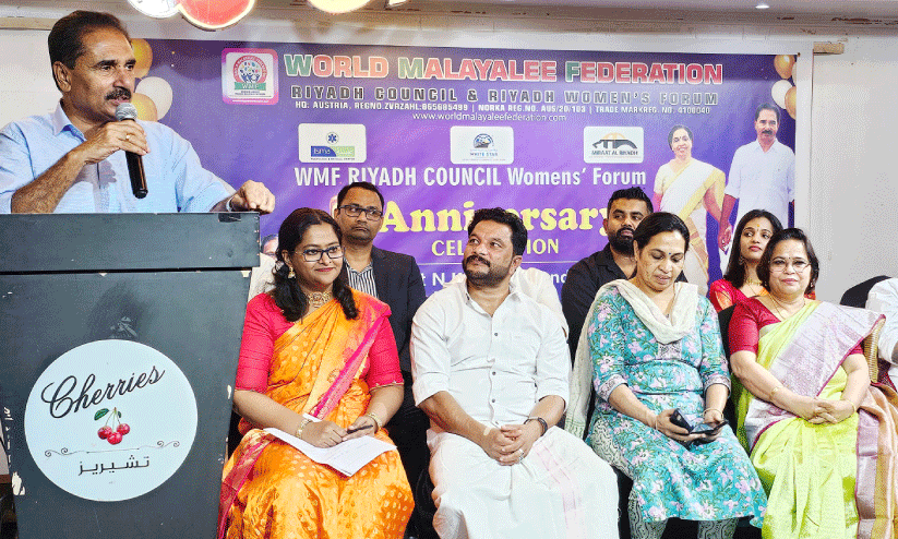 എ​ൻ.​കെ. പ്രേ​മ​ച​ന്ദ്ര​ന്‍ എം.​പി