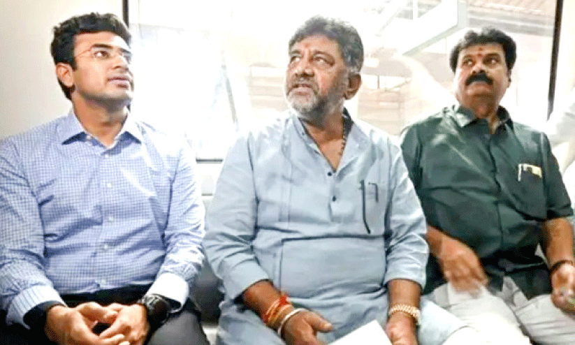 ന​മ്മ മെ​ട്രോ പ​ച്ച​പ്പാ​ത​യി​ൽ ട്രെ​യി​ൻ ഓ​ടി​ത്തു​ട​ങ്ങി; ഉ​ദ്ഘാ​ട​നം പി​ന്നീ​ട്