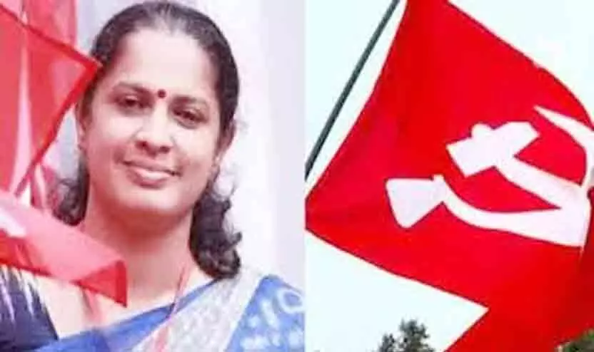 ദിവ്യ പാർട്ടിക്ക് കളങ്കമുണ്ടാക്കി; തരംതാഴ്ത്തൽ സ്ഥിരീകരിച്ച് സി.പി.എം ദിവ്യ പാർട്ടിക്ക് കളങ്കമുണ്ടാക്കി; തരംതാഴ്ത്തൽ സ്ഥിരീകരിച്ച് സി.പി.എം