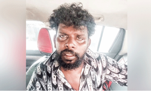 കുപ്രസിദ്ധ ഗുണ്ട ലഹരിമരുന്നുമായി പിടിയിൽ കുപ്രസിദ്ധ ഗുണ്ട ലഹരിമരുന്നുമായി പിടിയിൽ