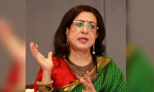 സ്നേഹനിധിയായ മുഖ്യമന്ത്രി കേരളത്തിന്റെ ഭാ​ഗ്യം -നടി ഷീല