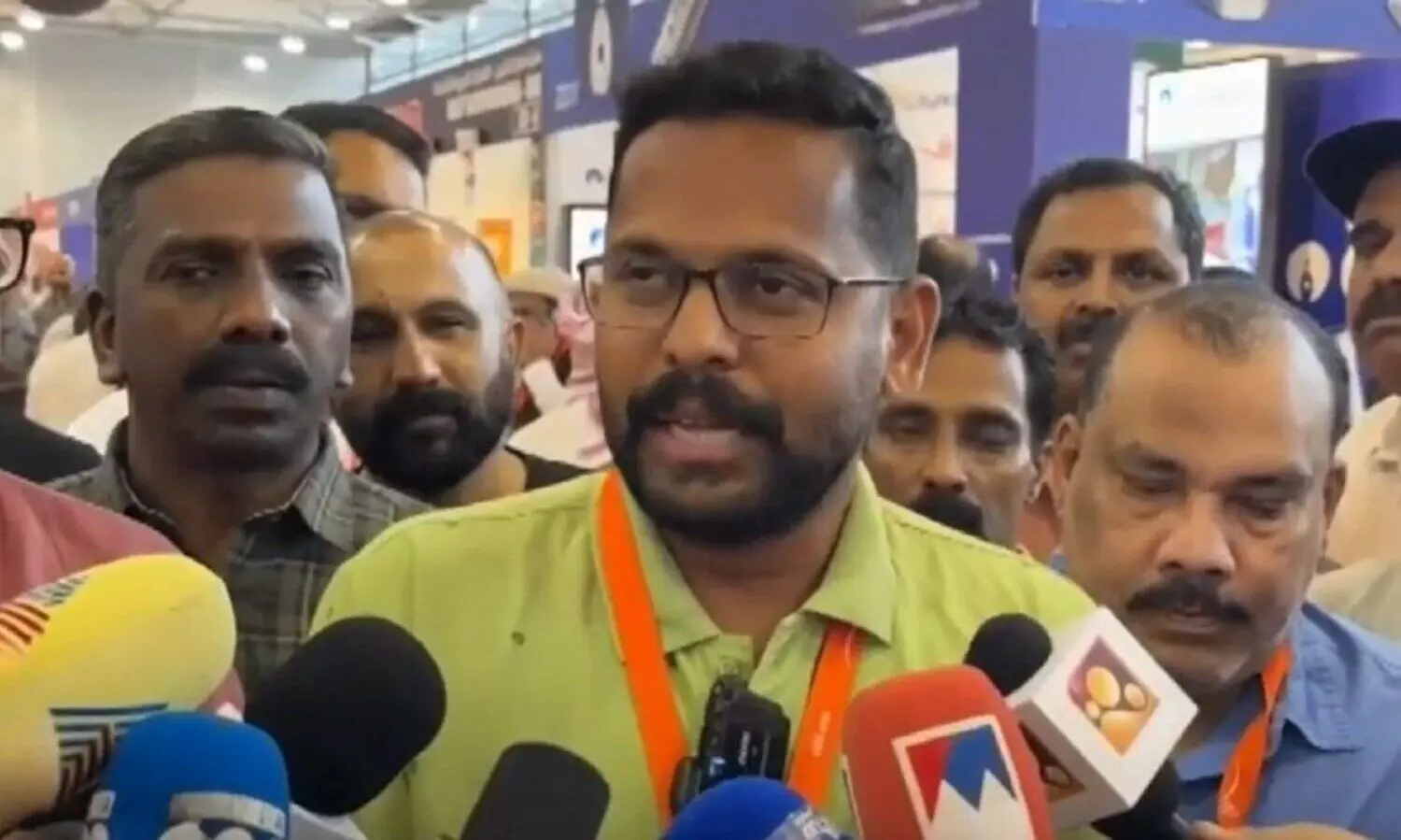 ‘പെട്ടിയല്ല, പണമാണ് കണ്ടെത്തേണ്ടത്’; എ.ഐ ഉപയോഗിച്ച് തന്റെ ശബ്ദം കൃത്രിമമായി നിർമിച്ചെന്നും പി. സരിൻ