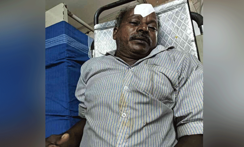 ട്രെ​യി​നി​നു നേ​രെ ക​ല്ലേ​റ്; യാ​ത്ര​ക്കാ​ര​ന് ഗു​രു​ത​ര പ​രി​ക്ക്