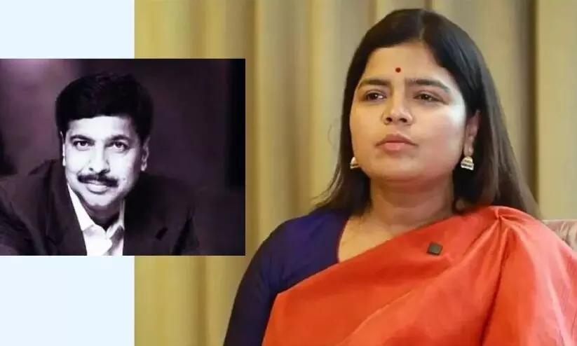 പ്രമോദ് മഹാജന്റെ വധത്തിനുപിന്നിൽ വലിയ ഗൂഢാലോചനയെന്ന് മകൾ പ്രമോദ് മഹാജന്റെ വധത്തിനുപിന്നിൽ വലിയ ഗൂഢാലോചനയെന്ന് മകൾ