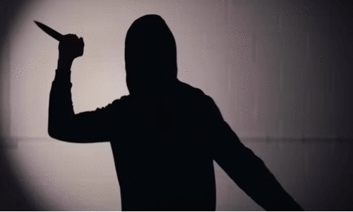 ചെമ്മരത്തൂരിൽ ഭാര്യയെ യുവാവ് വീട്ടിൽ കയറി വെട്ടിപ്പരിക്കേൽപിച്ചു