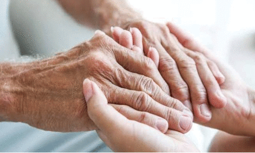 വയോമിത്രം പദ്ധതി പ്രതിസന്ധിയിൽ; 20ന് സൂചന പണിമുടക്ക്