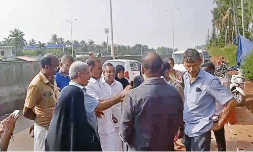 പെ​ർ​വാ​ഡ് മേ​ൽ​പാ​ലം; നി​ർ​മാ​ണം പു​ന​രാ​രം​ഭി​ക്കും