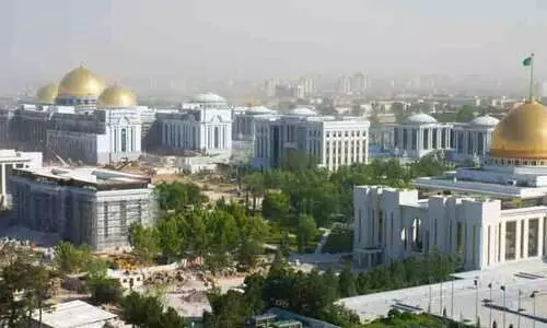 ചെല്ലുന്നിടത്തെല്ലാം ഇഷ്ടം പോലെ വൈഫൈ, തലങ്ങും വിലങ്ങും വെള്ളക്കാറുകൾ; വിദേശികൾ വിചിത്രനാടായി കരുതുന്ന തുർക്മെനിസ്താൻ