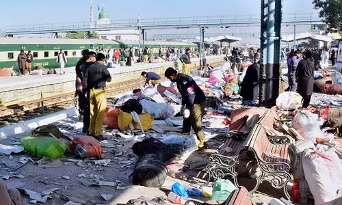 Terror attack on railway station in Pakistan