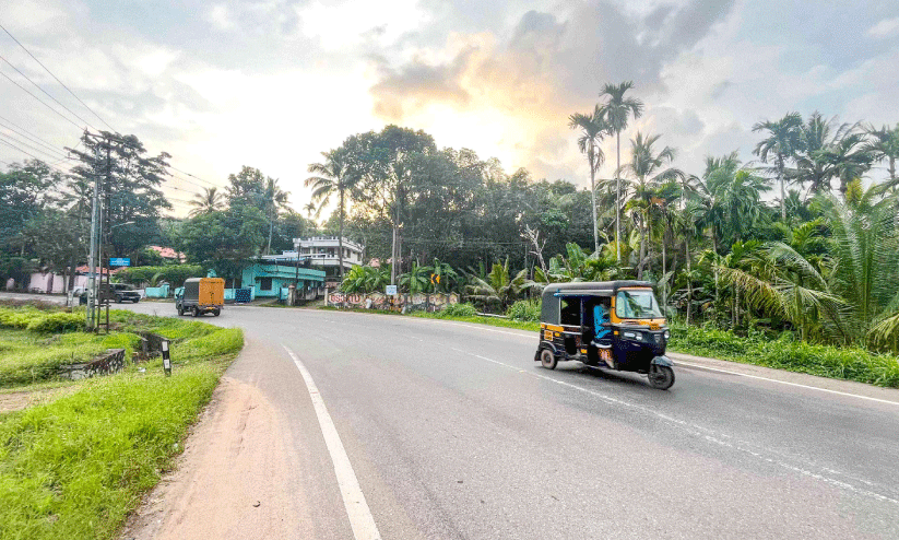 അപകട വളവിൽ സുരക്ഷ ഒരുക്കാൻ 23 ലക്ഷം